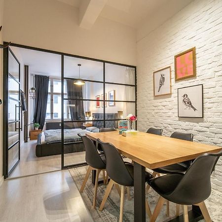 Sunny Central Apartment On Wenceslas Square By Easybnb Praha Bagian luar foto