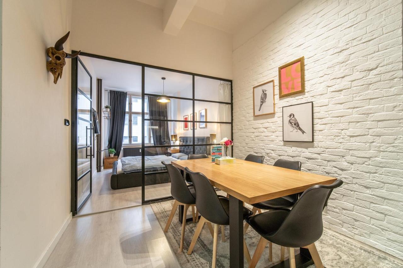 Sunny Central Apartment On Wenceslas Square By Easybnb Praha Bagian luar foto