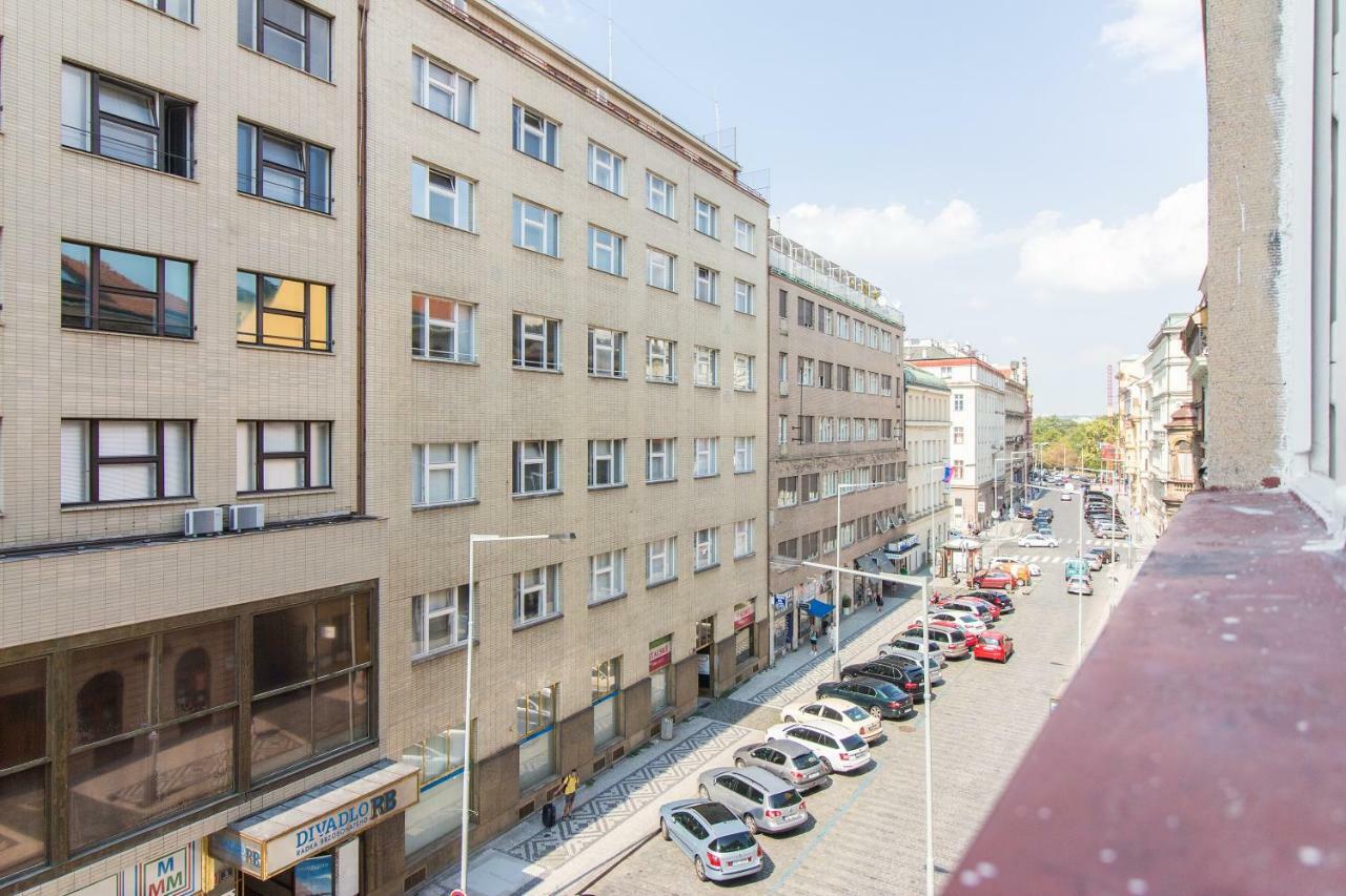 Sunny Central Apartment On Wenceslas Square By Easybnb Praha Bagian luar foto